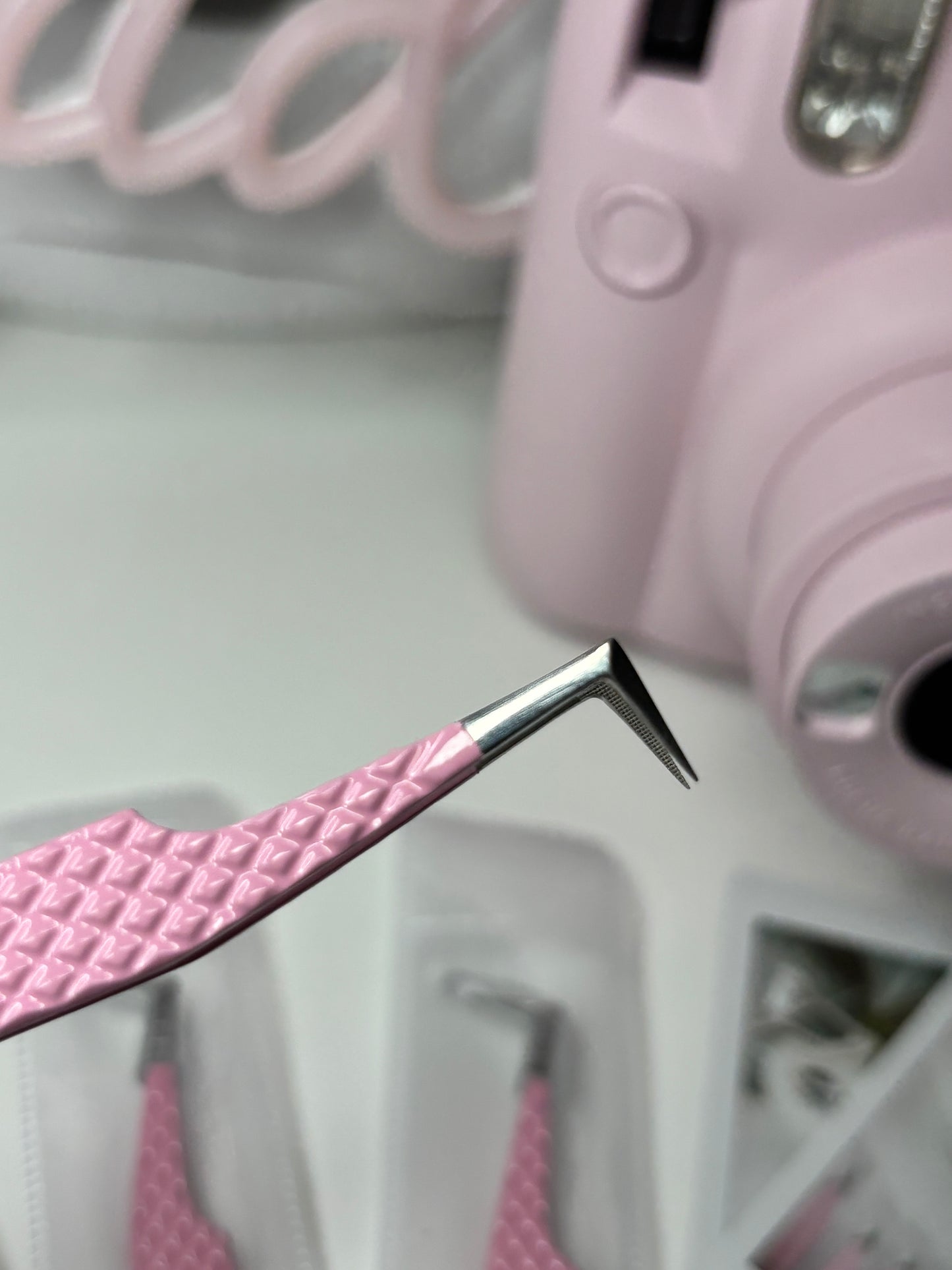 Fiber Grip Tweezer for Lash Pickup & Fan Creation